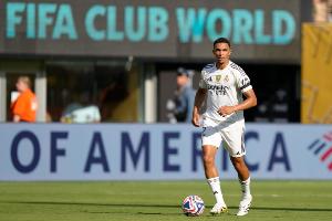 西媒：阿诺德训练中遭遇意外伤情，可能缺战巴黎