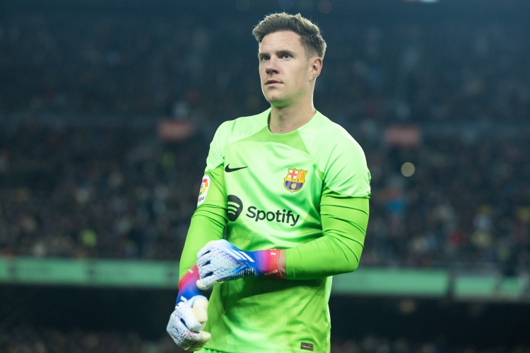 2025电竞世界杯-每体：特尔施特根伤缺增加薪资空间 科亨有望出任巴萨第三门将