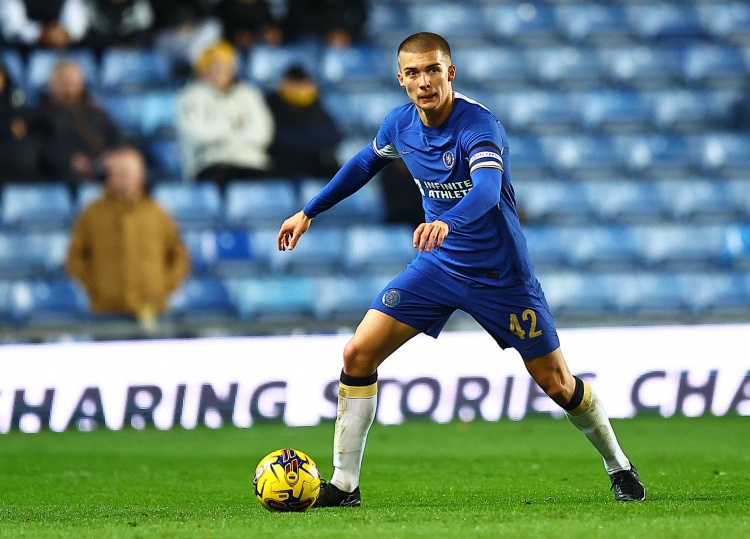 2025电竞世界杯-记者：多队有意切尔西小将吉尔克里斯特，蓝军标价500万英镑