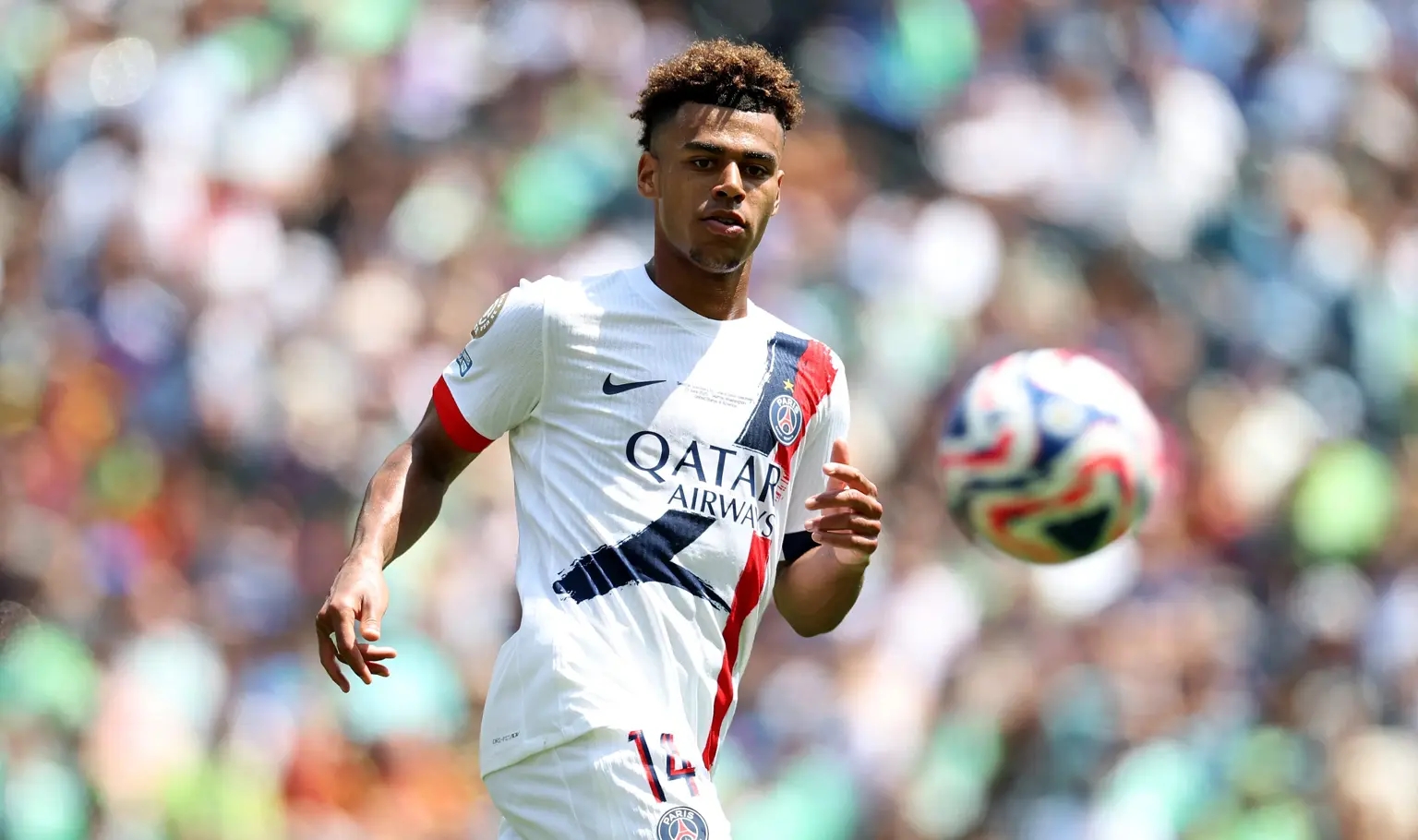 杜埃谈将对阵梅西：他是历史最佳球员之一，在我小时候就激励了我